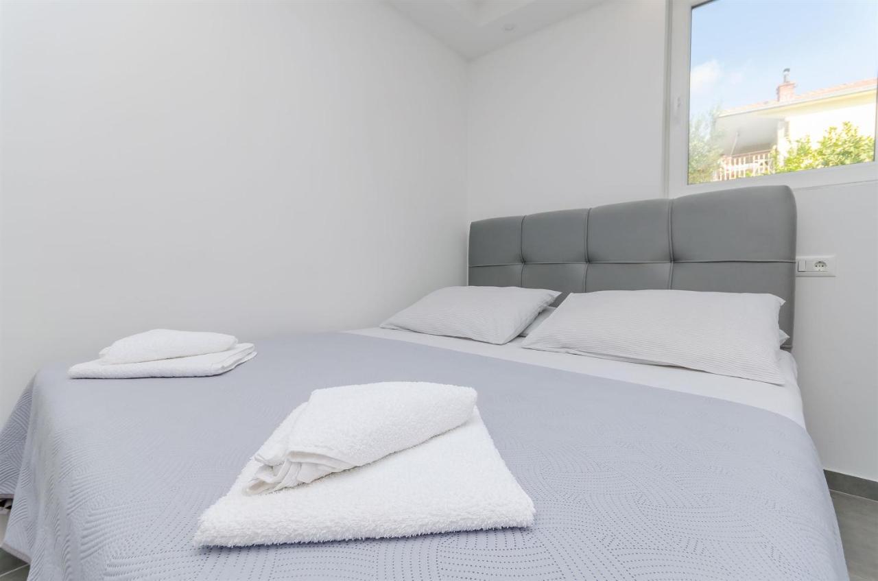 Apartments Milan 罗戈兹尼察 外观 照片
