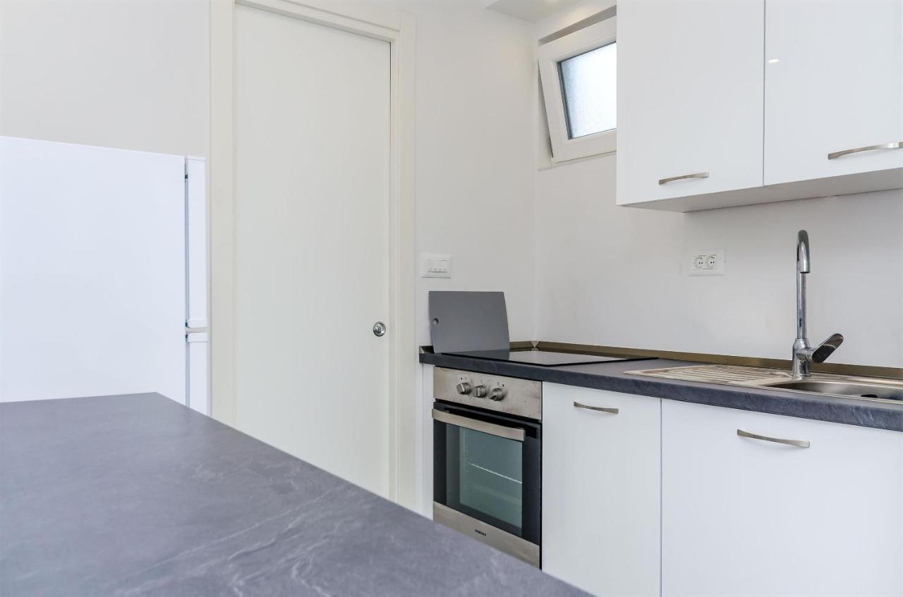 Apartments Milan 罗戈兹尼察 外观 照片