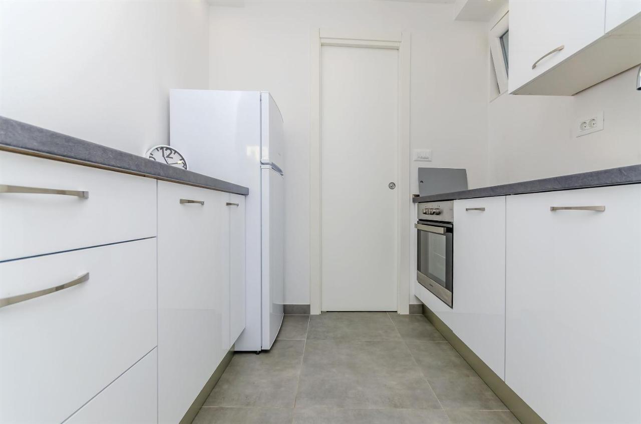 Apartments Milan 罗戈兹尼察 外观 照片