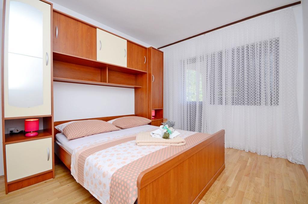 Apartments Milan 罗戈兹尼察 外观 照片
